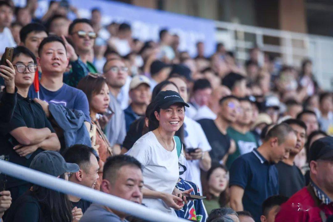 达州市2025年秋季“开学第一课”主题直播活动举行